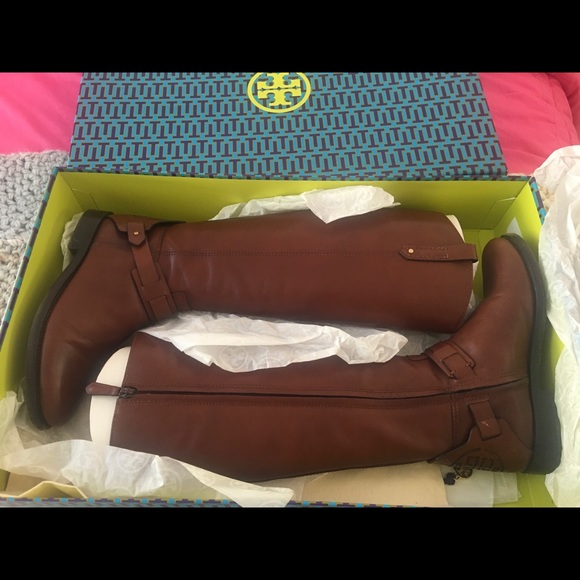 Tory Burch Derby Riding Boot (Almond) Size 6 - Picture 2 of 11